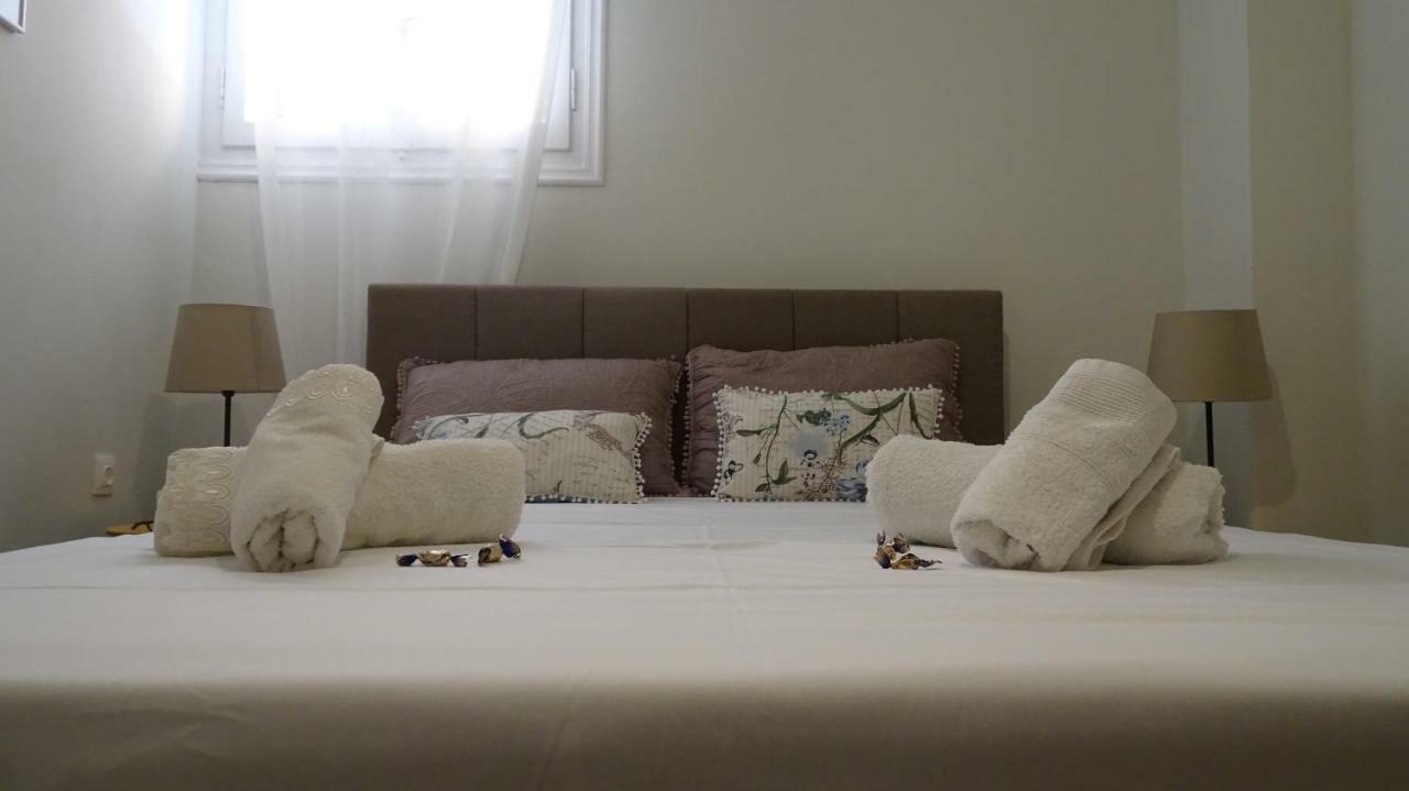 Elegant And Comfortable Apartment In The City Center Эрмуполис Экстерьер фото